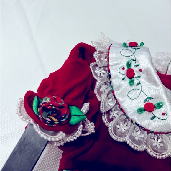 B.T. KIDS RED VELVET TODDLER CHRISTMAS ROMPER ROSETTE COLLAR SZ 6-9 MO. - Picture 5 of 14